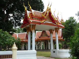 Tha Mai Ruak : un temple