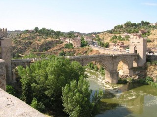 Tolde : le puente de San Martin sur le Taje 