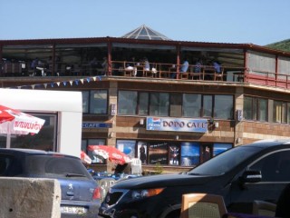 Un caf pour la sieste, au bord du Lac de Van