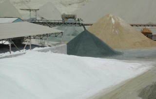 Usine produisant de la baryte