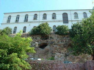 Vestiges des structures de l'ancien hippodrome
