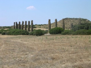 Aqueduc et ruines romaines de Layana (Aragon) Aqueduc et ruines romaines de Layana (Aragon)