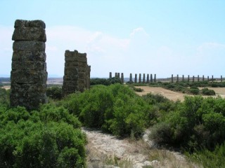 Aqueduc et ruines romaines de Layana (Aragon) Aqueduc et ruines romaines de Layana (Aragon)