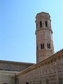 RUEDA : Photo du clocher de l'église RUEDA : Photo du clocher de l'église