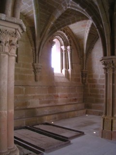 RUEDA : Photo de tombes médiévales dans le... RUEDA : Photo de tombes médiévales dans le...