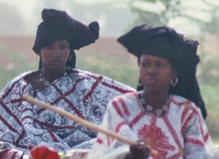 Femmes touarègues en habit de fête