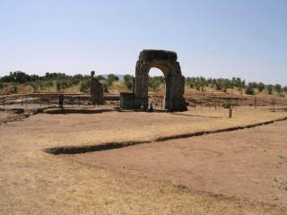 Photo des ruines de la cit romaine de Caparra...