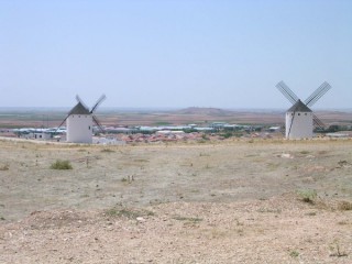 Moulins de Consuegra et Campo de Criptana... Moulins de Consuegra et Campo de Criptana...