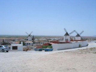 Moulins de Consuegra et Campo de Criptana... Moulins de Consuegra et Campo de Criptana...