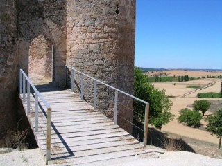 Entre du chteau de Pearanda de Duero