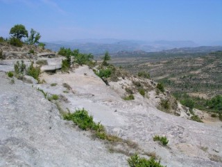 Paysage Pyrénéen sur la route entre Urgell et... Paysage Pyrénéen sur la route entre Urgell et...