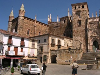 Photo du Monastère de Guadalupe (Estrémadure) Photo du Monastère de Guadalupe (Estrémadure)