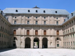 ESCORIAL : Photo du Palais Royal de San Lorenzo de...