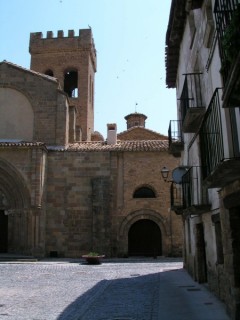 SANGUESA : Photo de la ville de Sanguesa (Navarre)