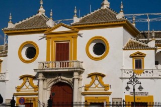 MAESTRANZA : Photo de la Maestranza (arnes) ...