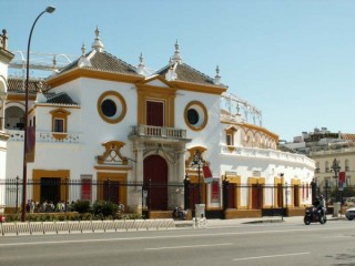MAESTRANZA : Photo de la Maestranza (arnes) ...