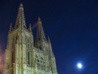BURGOS : Photo nocturne de la cathdrale de Burgos...