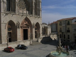 BURGOS : Photo de Burgos (Castille-Lon) - Fontaine...