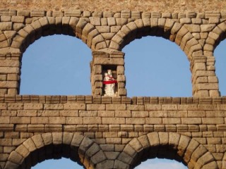 La vierge de l'aqueduc