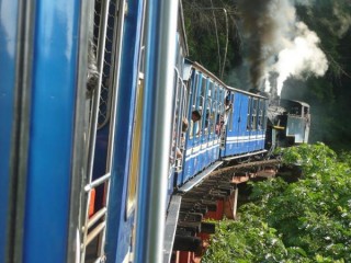 Train à crémaillère vallée des Nilgiris