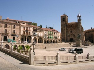 TRUJILLO : Photo de la ville de Trujillo (Estrmadure...