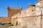 La skala du port (muraille fortifiée)