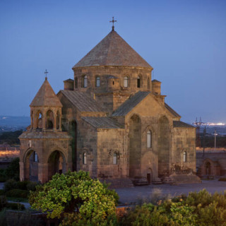 Cathédrale et les églises d&rsquo;Etchmiadzine et le site archéologique de Zvarnotz