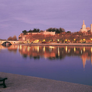 Centre historique d&rsquo;Avignon : Palais des papes, ensemble épiscopal et Pont d&rsquo;Avignon