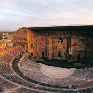 Théâtre antique et ses abords et « Arc de Triomphe » d'Orange