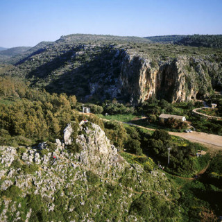 Sites de l&rsquo;évolution humaine du mont Carmel : les grottes de Nahal Me&rsquo;arot / Wadi el-Mughara