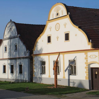 Réserve du village historique d'Hola&scaron;ovice