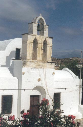 Adamas - église Aghia Triada