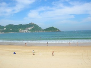 Photo de la ville de Saint-Sebastien (Pays Basque) Photo de la ville de Saint-Sebastien (Pays Basque)
