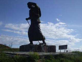 ALTO DE SAN ROQUE STATUE DE PELERIN