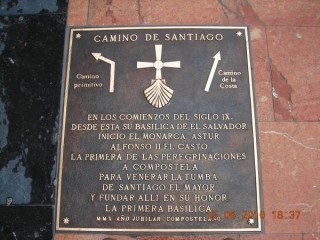 A droite le Camino del Norte - a gauche le...