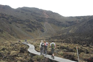 A travers le parc Tongariro A travers le parc Tongariro