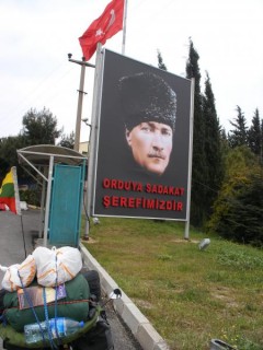 Ataturk, fondateur de la Turquie moderne Ataturk, fondateur de la Turquie moderne