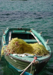 Caïque et filets de pêche