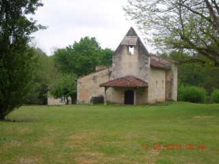 Chapelle romane de Lugaut (12ème)