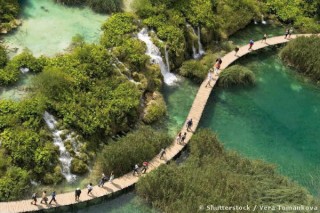 Chemin au dessus des lacs Chemin au dessus des lacs