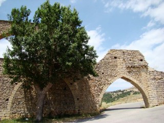 Photo de la ville et du château de Morella... Photo de la ville et du château de Morella...