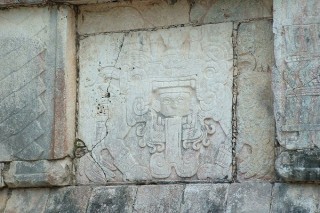 Détail sculpté (1/2)