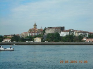 En face, Hondarribia ...