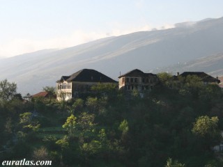 Gjirokastër, la colline sud Gjirokastër, la colline sud