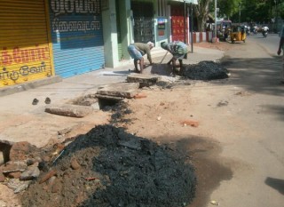 L'Inde reste l'Inde, heureusement, les égouts à...