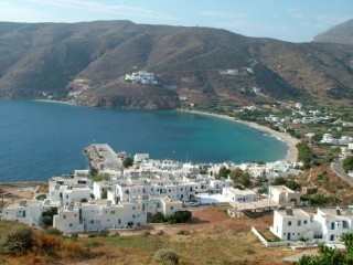 La baie d'Egiali La baie d'Egiali