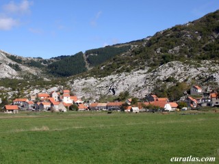 La combe de Njegusi