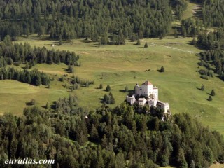 Le château de Tarasp, Basse-Engadine