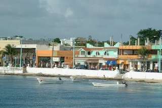 Le front de mer (4/4) Le front de mer (4/4)