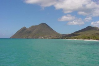 Le mont Morne Larcher dit 'la femme couchée'